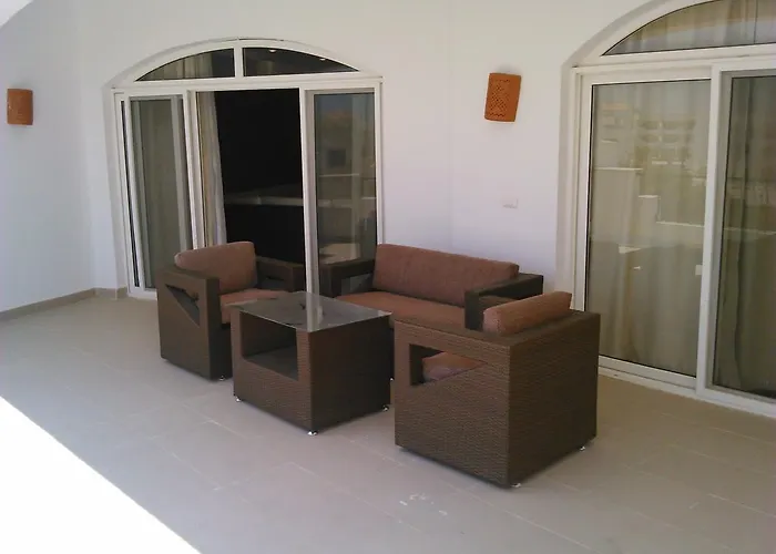 Daire Three-bedroom At Louly