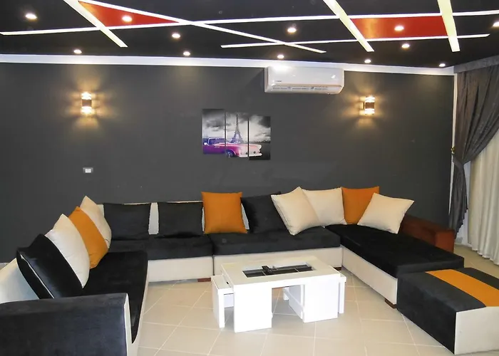 Daire Three-bedroom At Louly
