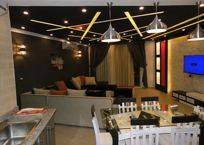 Three-bedroom At Louly Daire